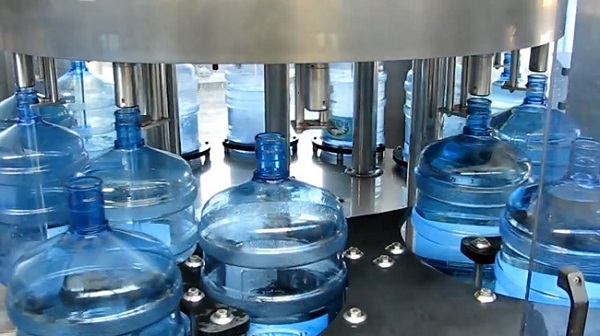 Dây chuyền sản xuất nước uống đóng bình 20L